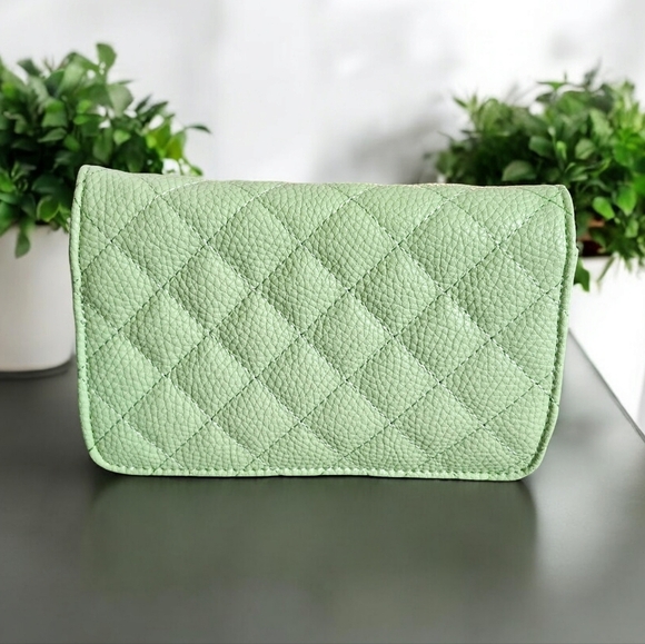 BCBG Quilted Crossbody Bag-Mint Green - Picture 2 of 7